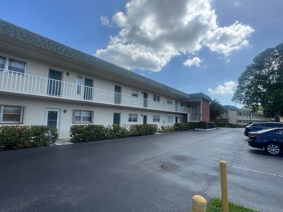 En Venta: $139,900 (2 camas, 2 baños, 1032 Pies cuadrados)