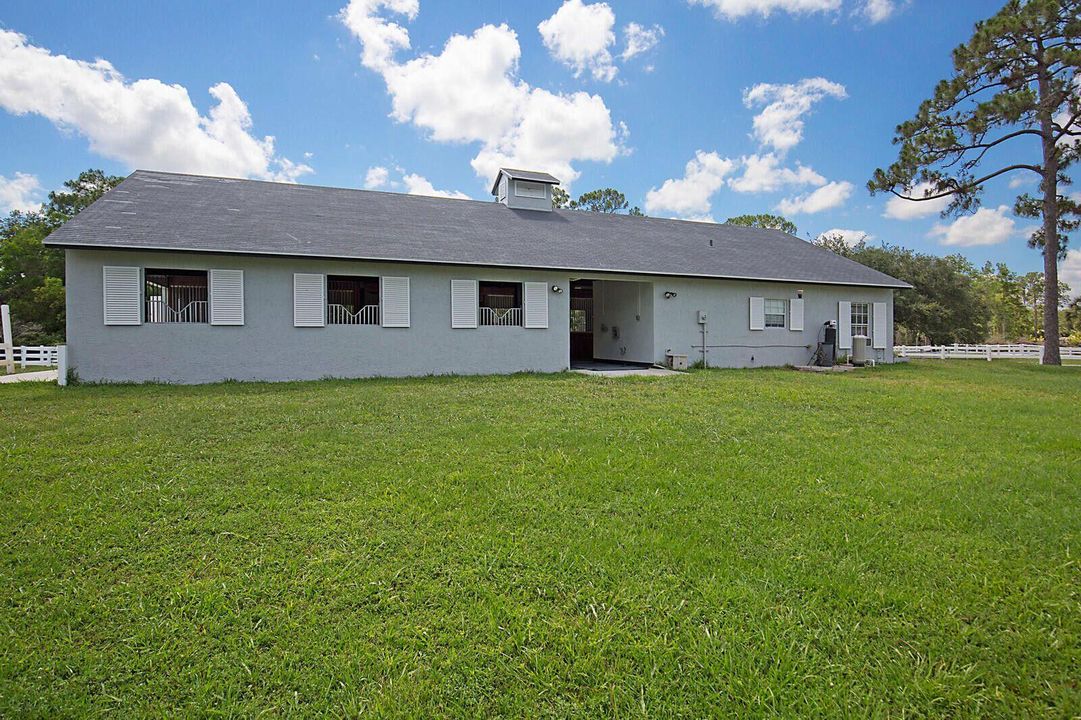 For Rent: $20,000 (4 beds, 3 baths, 3922 Square Feet)