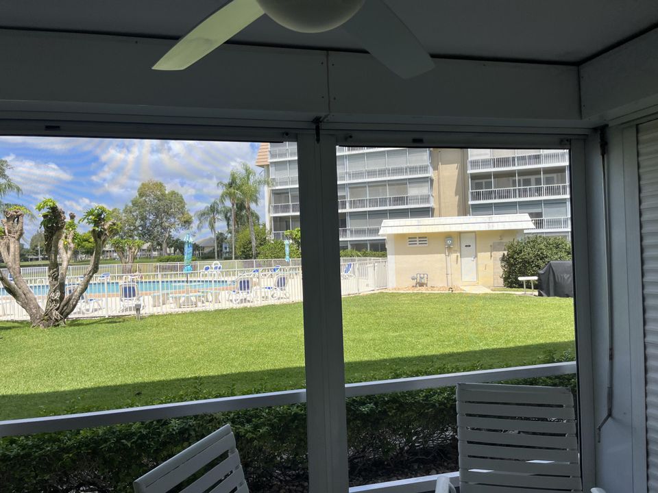 For Sale: $285,000 (2 beds, 2 baths, 1421 Square Feet)