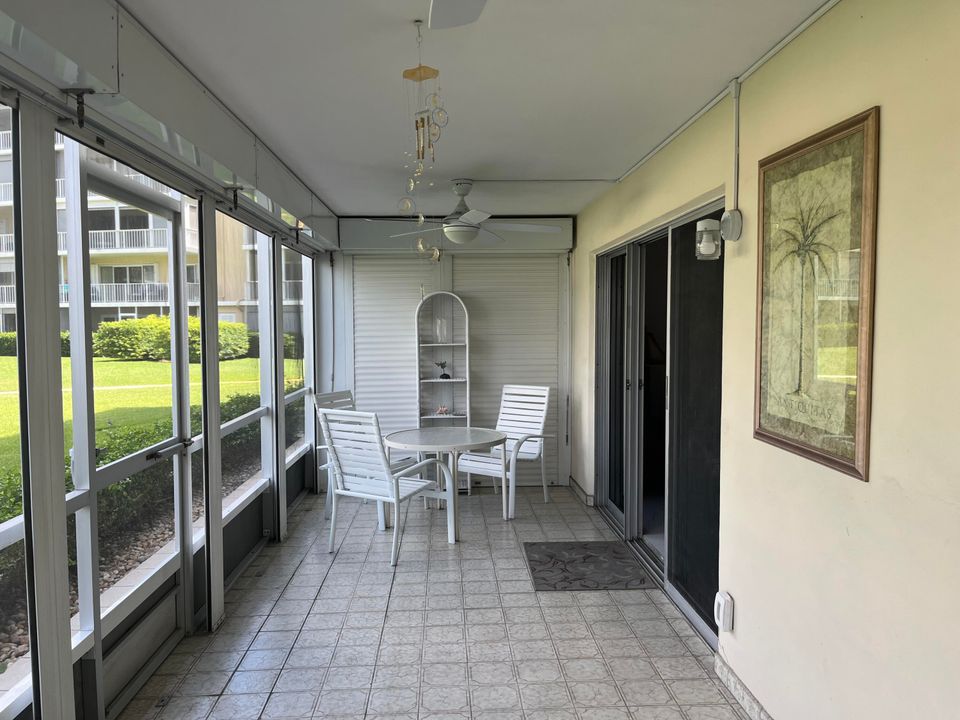 For Sale: $285,000 (2 beds, 2 baths, 1421 Square Feet)