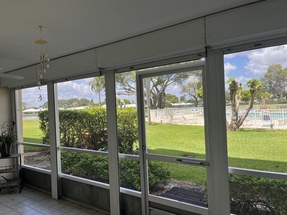 For Sale: $285,000 (2 beds, 2 baths, 1421 Square Feet)