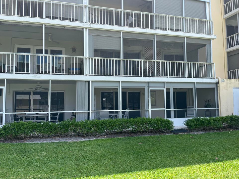 For Sale: $285,000 (2 beds, 2 baths, 1421 Square Feet)