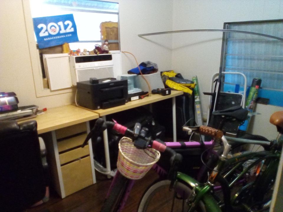 For Sale: $95,000 (2 beds, 1 baths, 608 Square Feet)