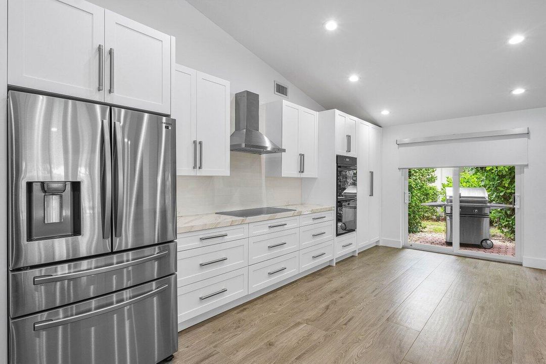 Activo con contrato: $2,275,000 (4 camas, 4 baños, 4546 Pies cuadrados)