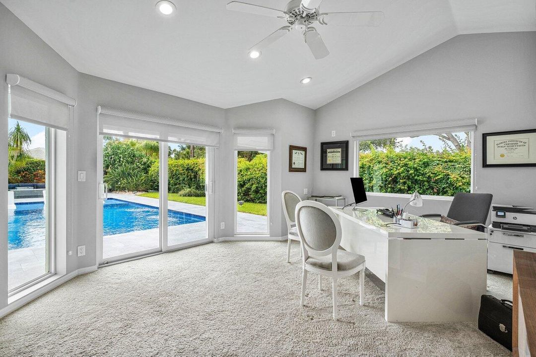 Activo con contrato: $2,275,000 (4 camas, 4 baños, 4546 Pies cuadrados)