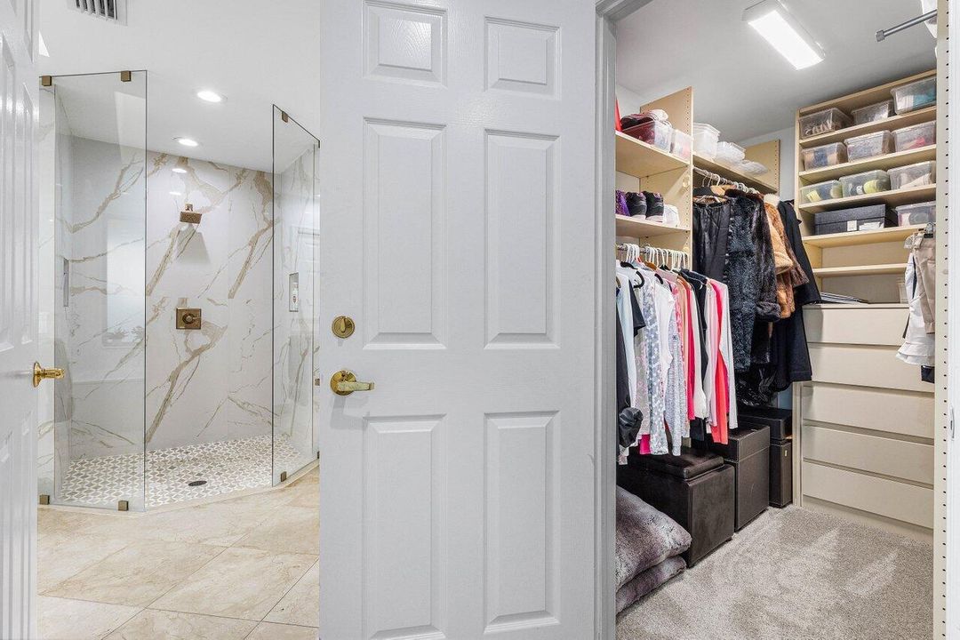 Activo con contrato: $2,275,000 (4 camas, 4 baños, 4546 Pies cuadrados)