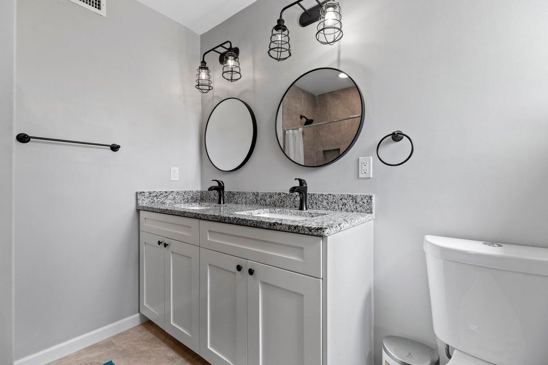 For Sale: $399,900 (3 beds, 3 baths, 1781 Square Feet)