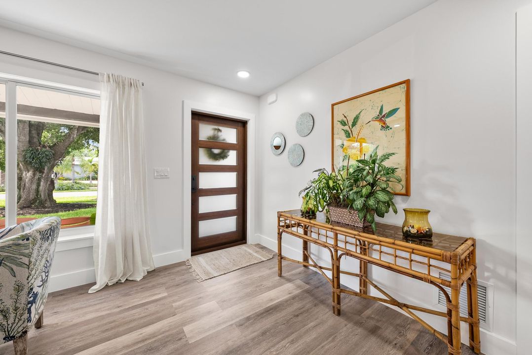 For Rent: $9,000 (3 beds, 2 baths, 1657 Square Feet)