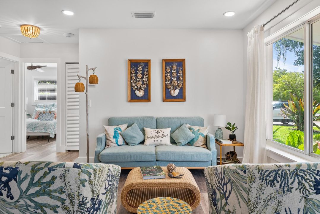 For Rent: $9,000 (3 beds, 2 baths, 1657 Square Feet)