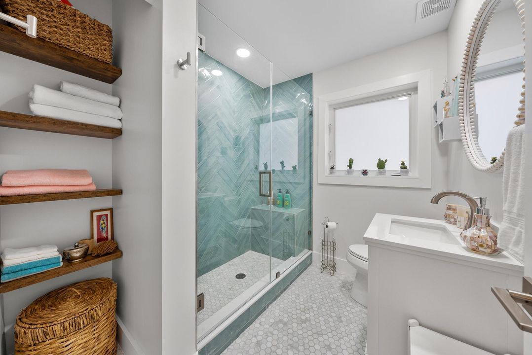 For Rent: $9,000 (3 beds, 2 baths, 1657 Square Feet)