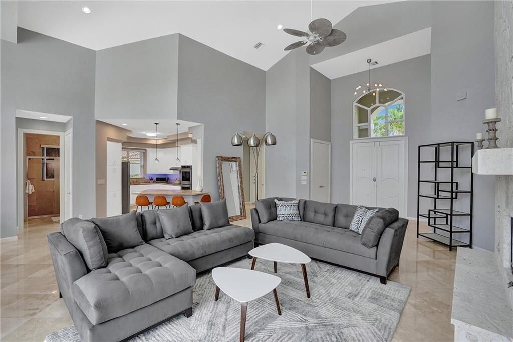 For Rent: $18,000 (3 beds, 3 baths, 2608 Square Feet)