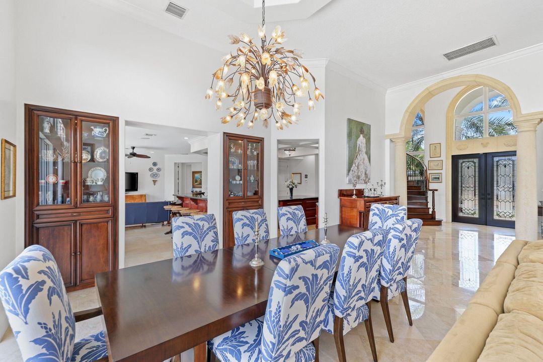 待售: $4,275,000 (5 贝兹, 5 浴室, 3813 平方英尺)