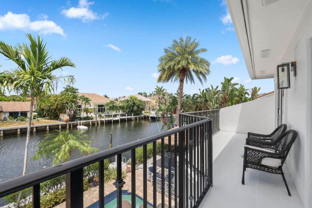 待售: $4,275,000 (5 贝兹, 5 浴室, 3813 平方英尺)