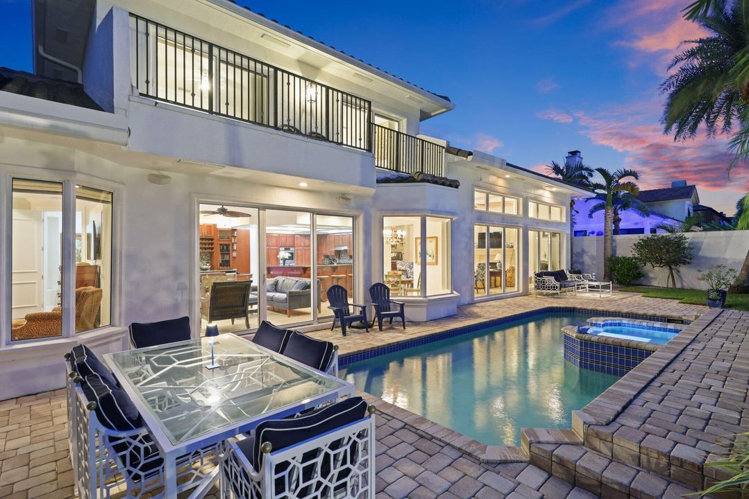 待售: $4,275,000 (5 贝兹, 5 浴室, 3813 平方英尺)