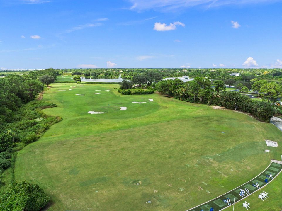 Activo con contrato: $1,280,000 (4 camas, 3 baños, 2852 Pies cuadrados)