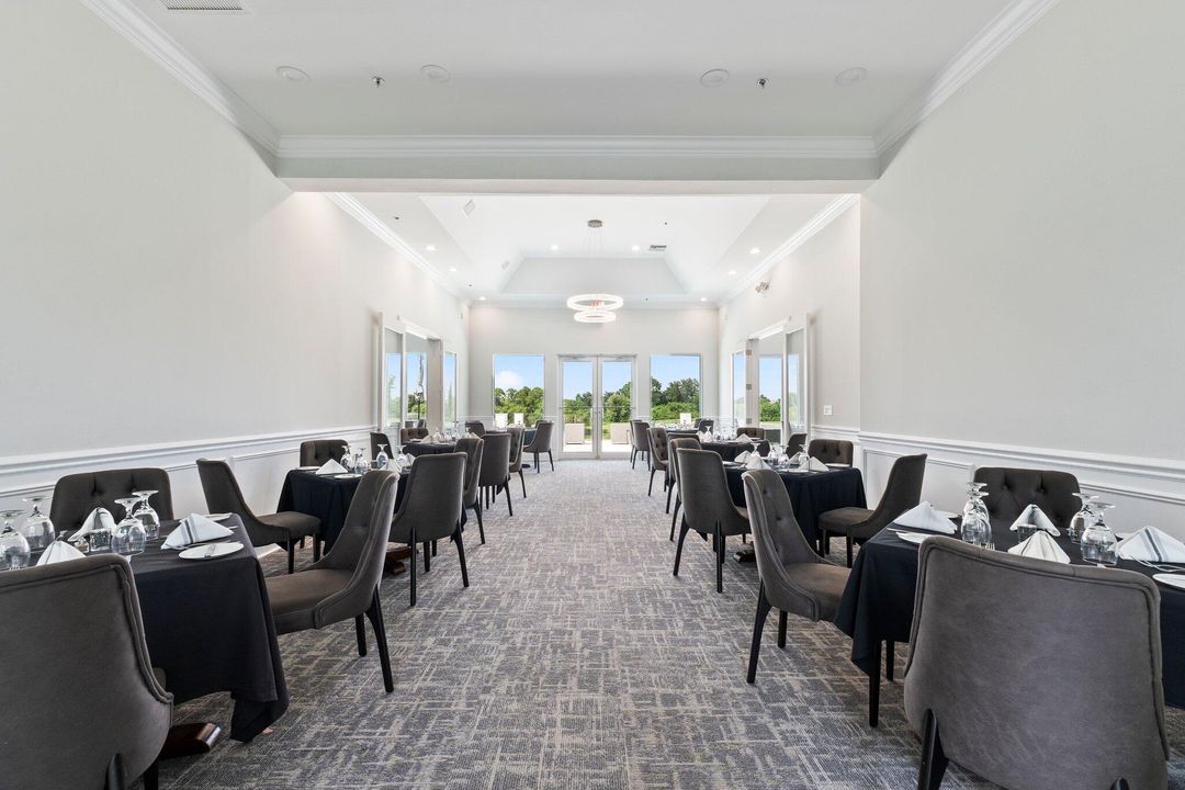 Activo con contrato: $1,280,000 (4 camas, 3 baños, 2852 Pies cuadrados)