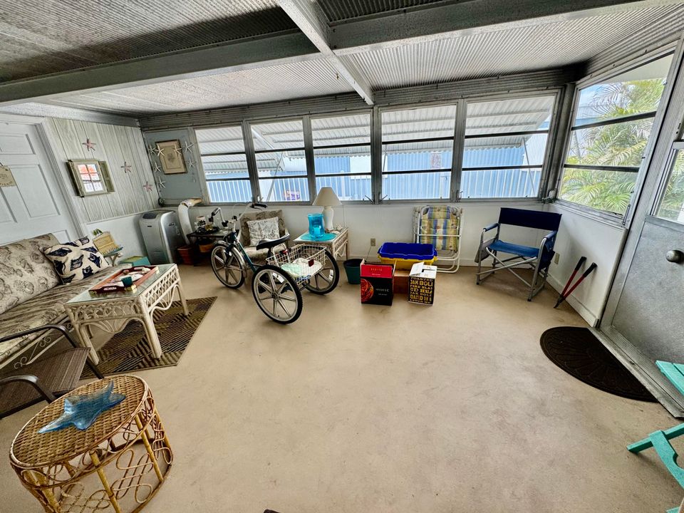 En Venta: $109,899 (2 camas, 2 baños, 1296 Pies cuadrados)