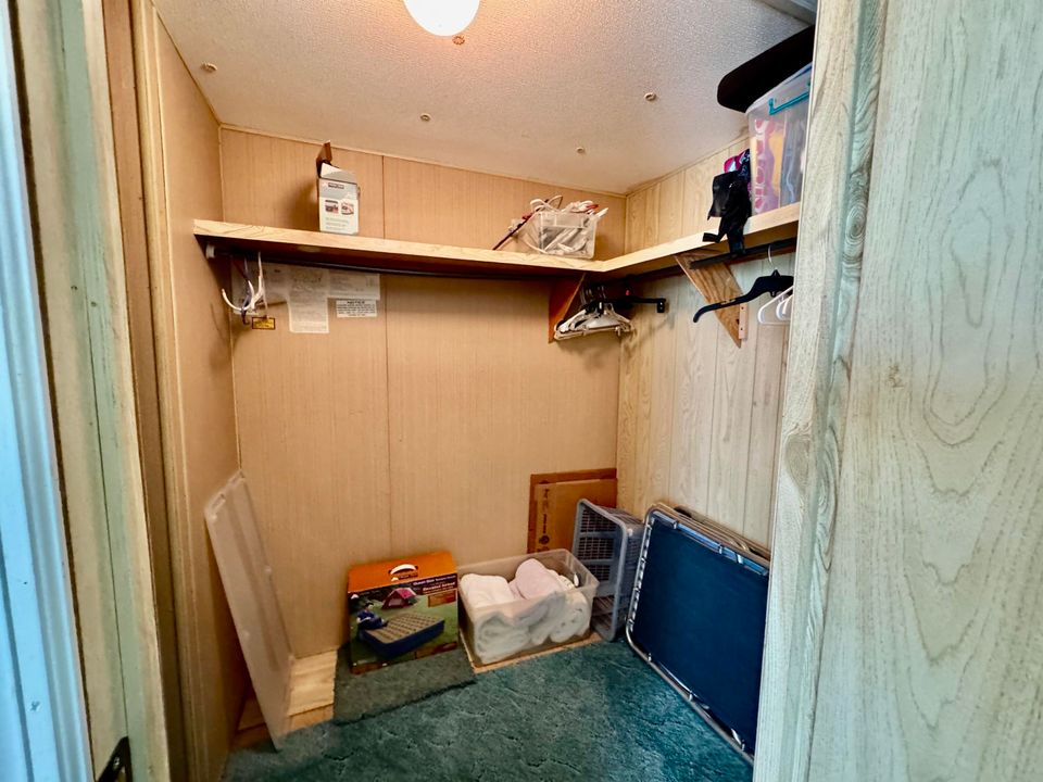 En Venta: $109,899 (2 camas, 2 baños, 1296 Pies cuadrados)