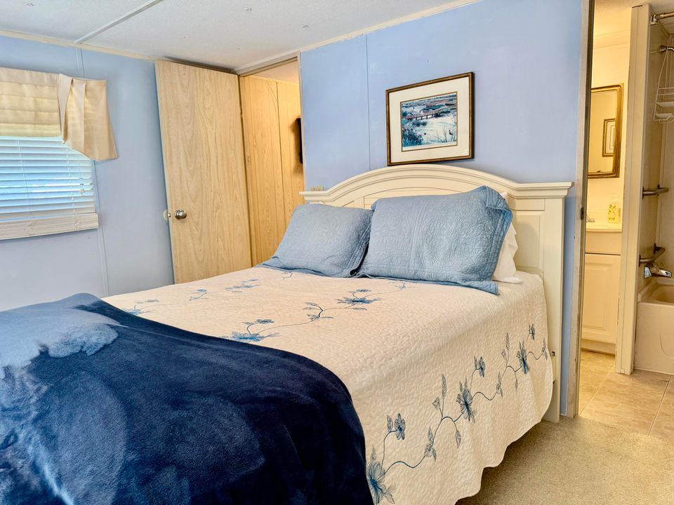 En Venta: $109,899 (2 camas, 2 baños, 1296 Pies cuadrados)