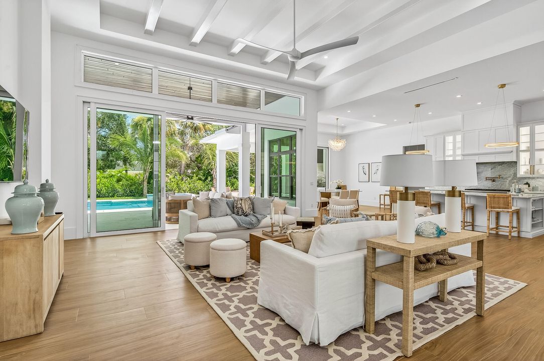 For Sale: $3,495,000 (3 beds, 3 baths, 3293 Square Feet)