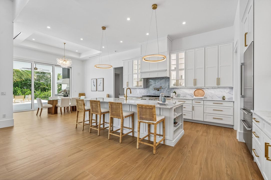 For Sale: $3,495,000 (3 beds, 3 baths, 3293 Square Feet)