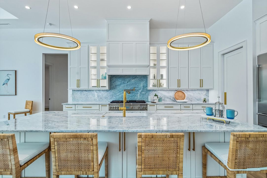 For Sale: $3,495,000 (3 beds, 3 baths, 3293 Square Feet)