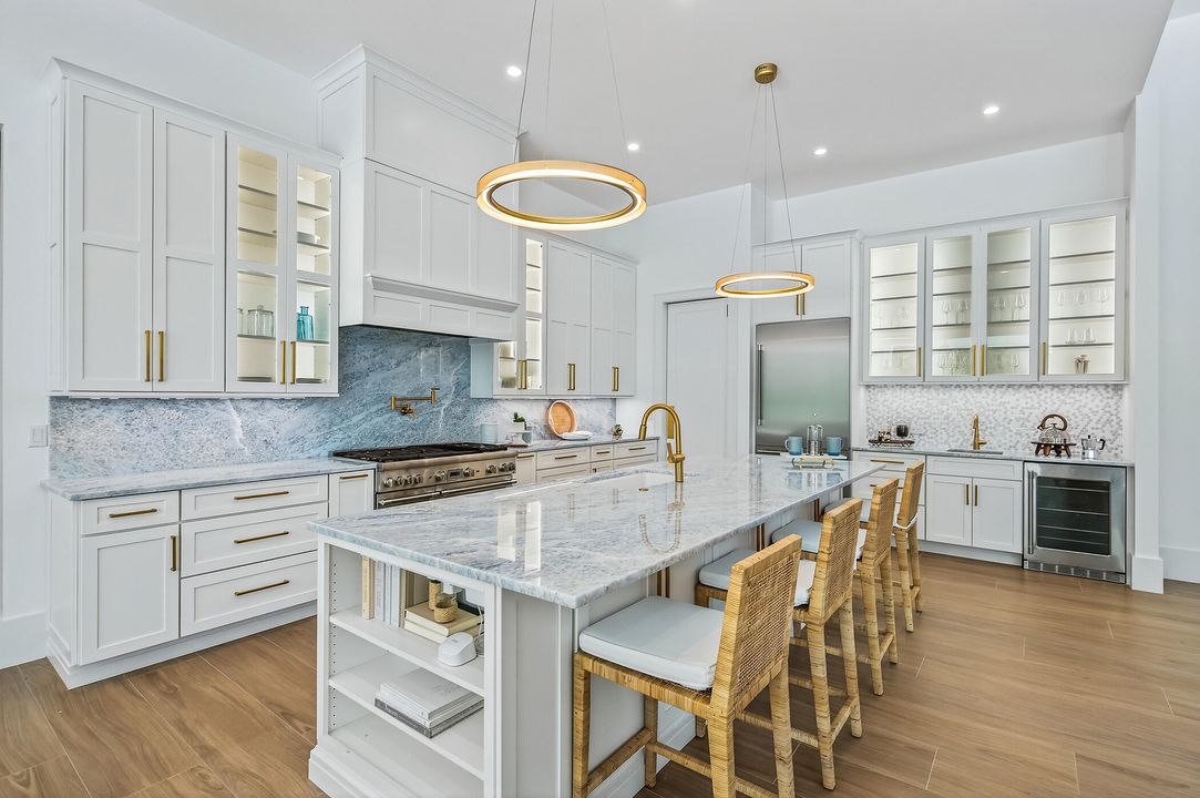 For Sale: $3,495,000 (3 beds, 3 baths, 3293 Square Feet)