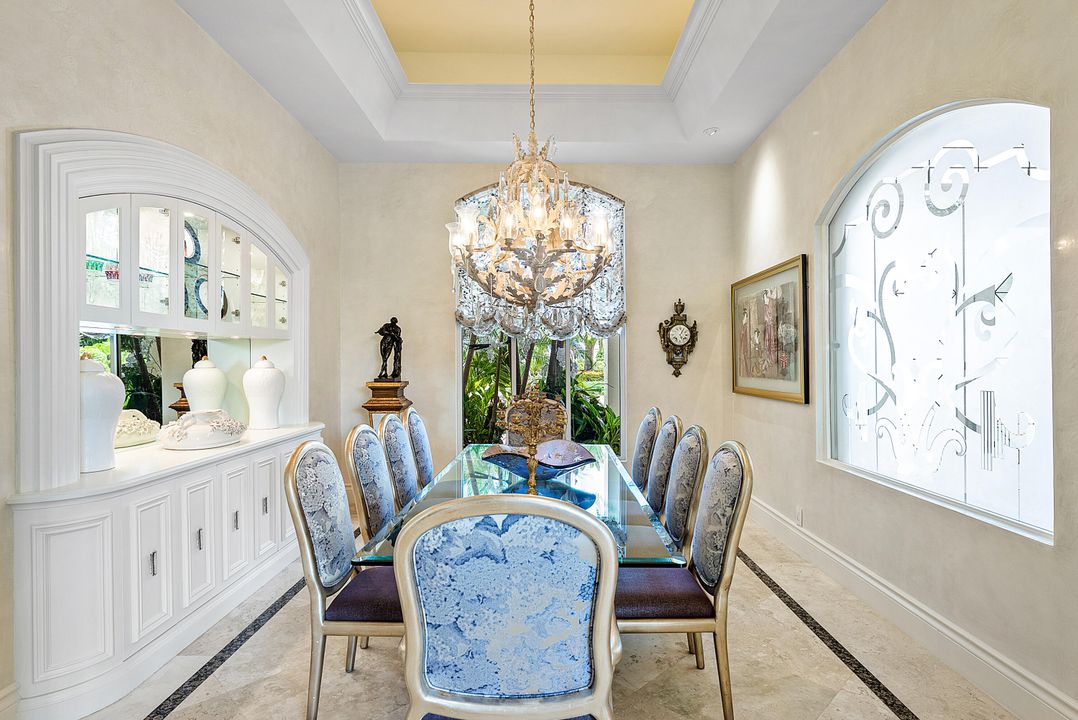 For Sale: $4,299,000 (4 beds, 5 baths, 5222 Square Feet)