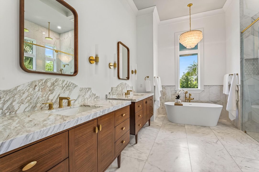 For Sale: $3,495,000 (3 beds, 3 baths, 3293 Square Feet)