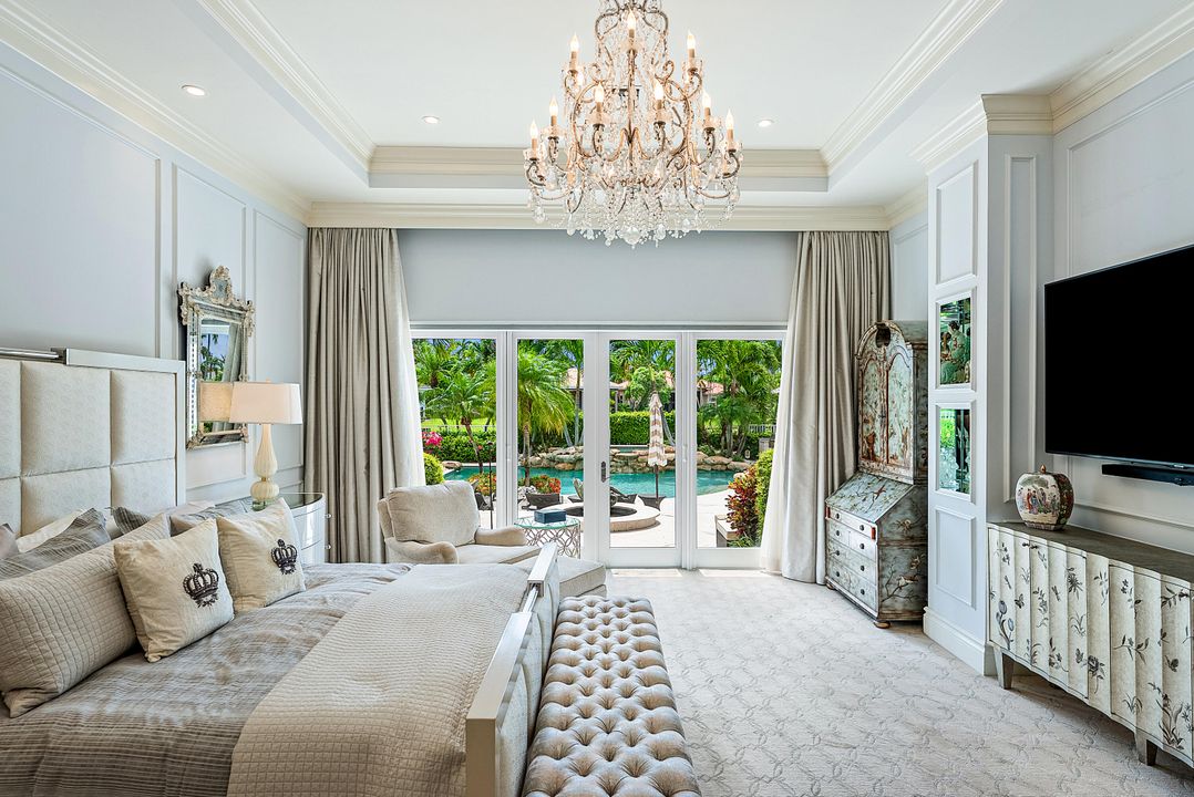 For Sale: $4,299,000 (4 beds, 5 baths, 5222 Square Feet)