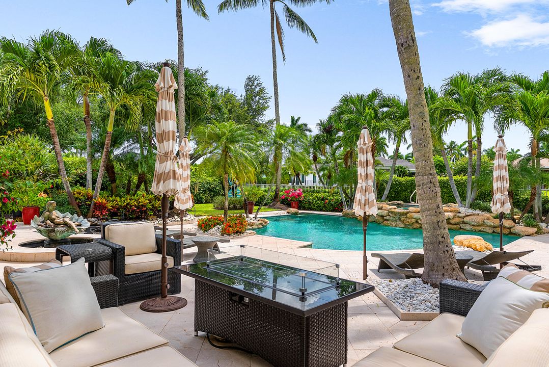 For Sale: $4,299,000 (4 beds, 5 baths, 5222 Square Feet)