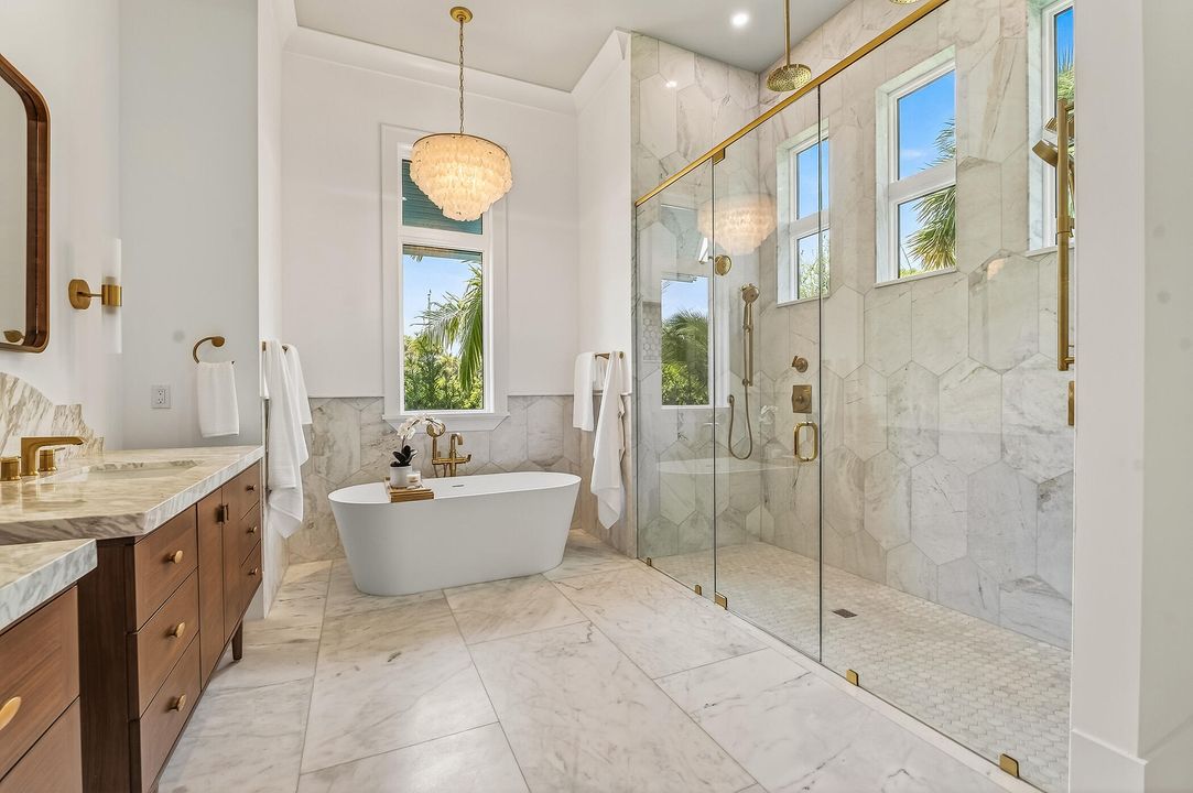 For Sale: $3,495,000 (3 beds, 3 baths, 3293 Square Feet)