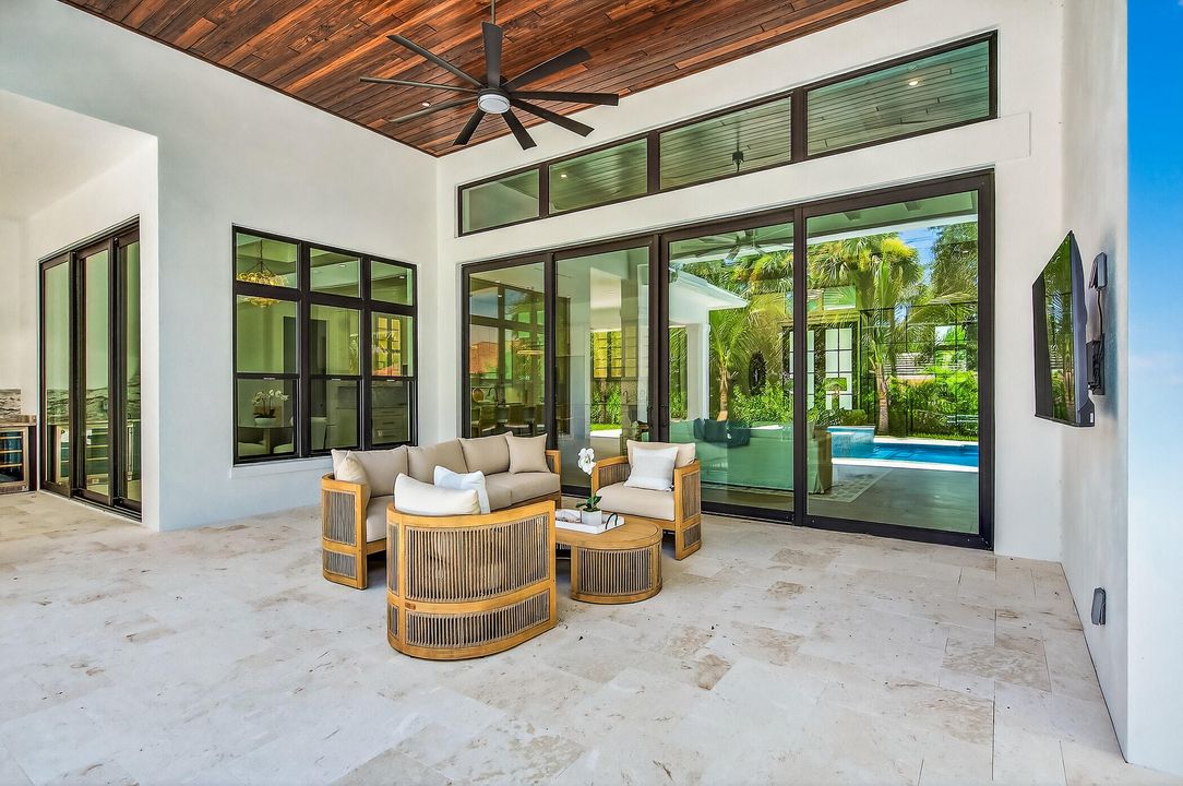 For Sale: $3,495,000 (3 beds, 3 baths, 3293 Square Feet)