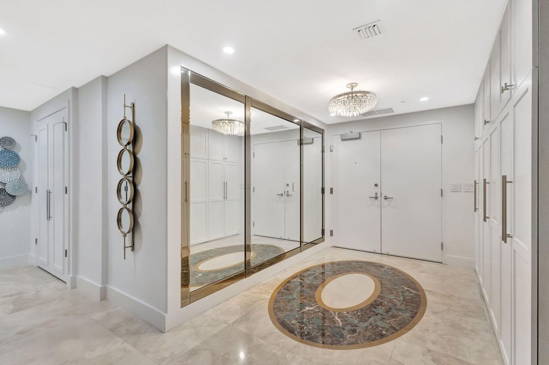 For Sale: $1,599,000 (3 beds, 2 baths, 2003 Square Feet)