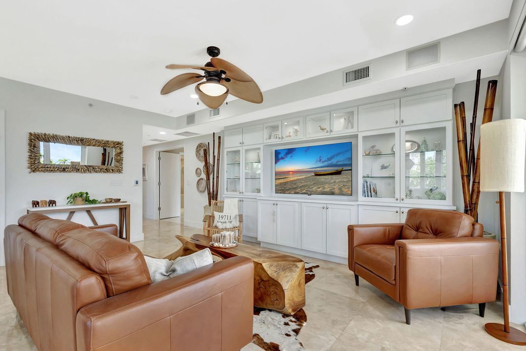 For Sale: $1,599,000 (3 beds, 2 baths, 2003 Square Feet)