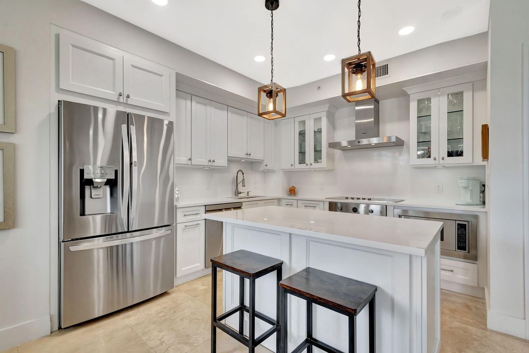 For Sale: $1,599,000 (3 beds, 2 baths, 2003 Square Feet)