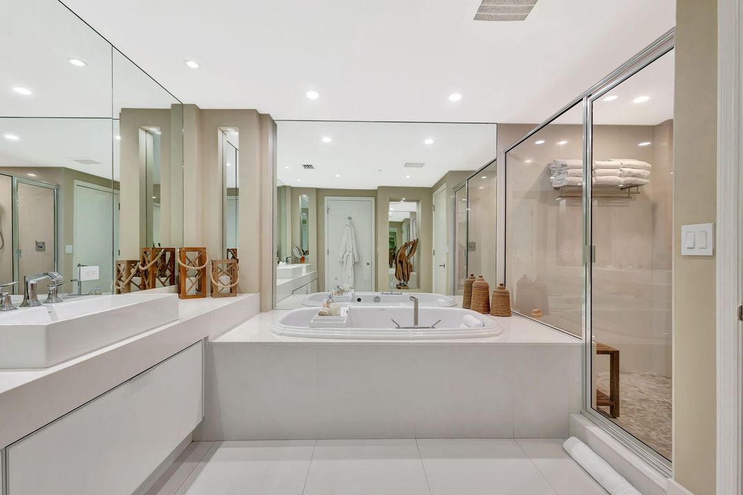 For Sale: $1,599,000 (3 beds, 2 baths, 2003 Square Feet)