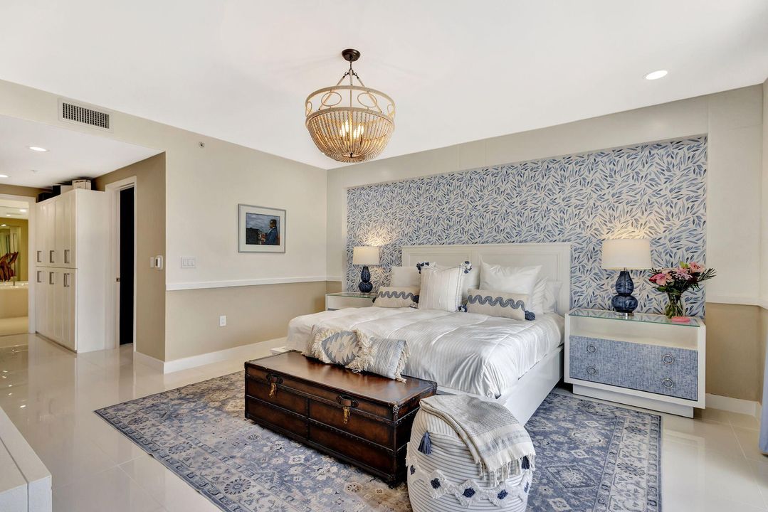 For Sale: $1,599,000 (3 beds, 2 baths, 2003 Square Feet)