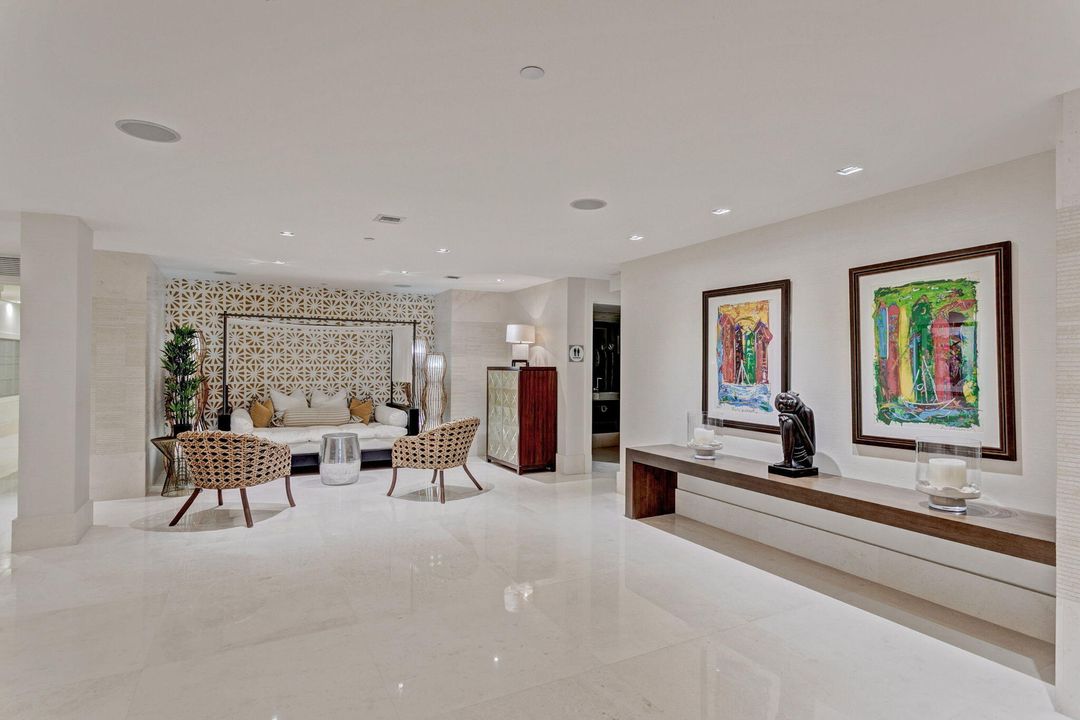 For Sale: $1,599,000 (3 beds, 2 baths, 2003 Square Feet)