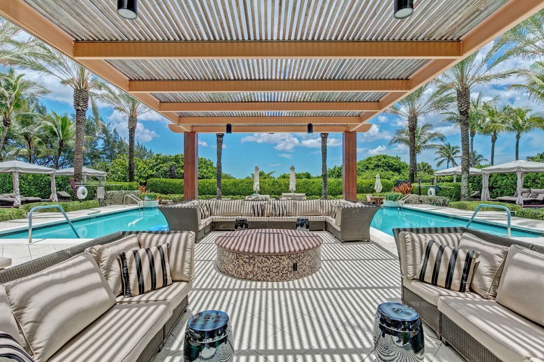 For Sale: $1,599,000 (3 beds, 2 baths, 2003 Square Feet)