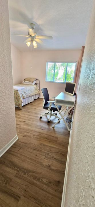 For Sale: $337,000 (2 beds, 2 baths, 1014 Square Feet)