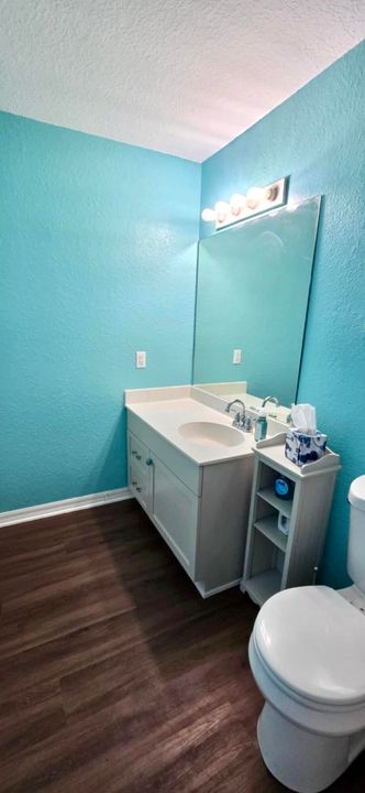 For Sale: $337,000 (2 beds, 2 baths, 1014 Square Feet)