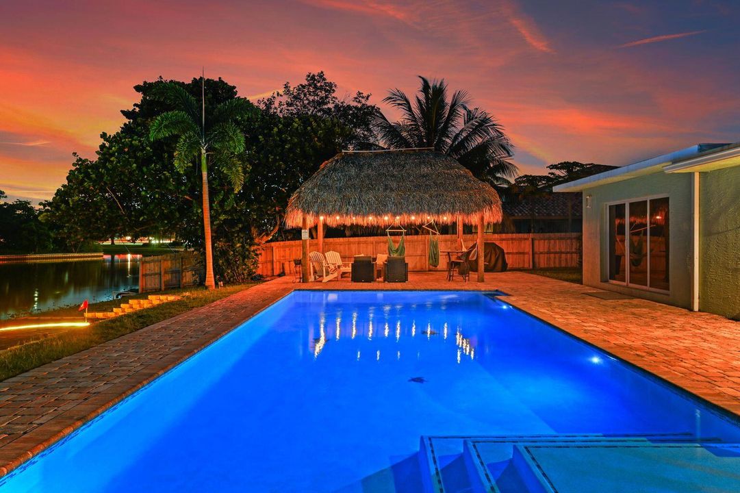 待售: $1,099,999 (3 贝兹, 2 浴室, 2071 平方英尺)