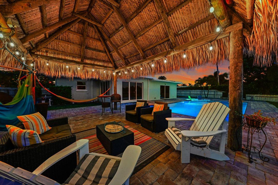 待售: $1,099,999 (3 贝兹, 2 浴室, 2071 平方英尺)