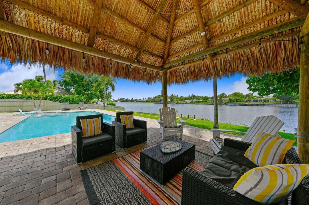 待售: $1,099,999 (3 贝兹, 2 浴室, 2071 平方英尺)