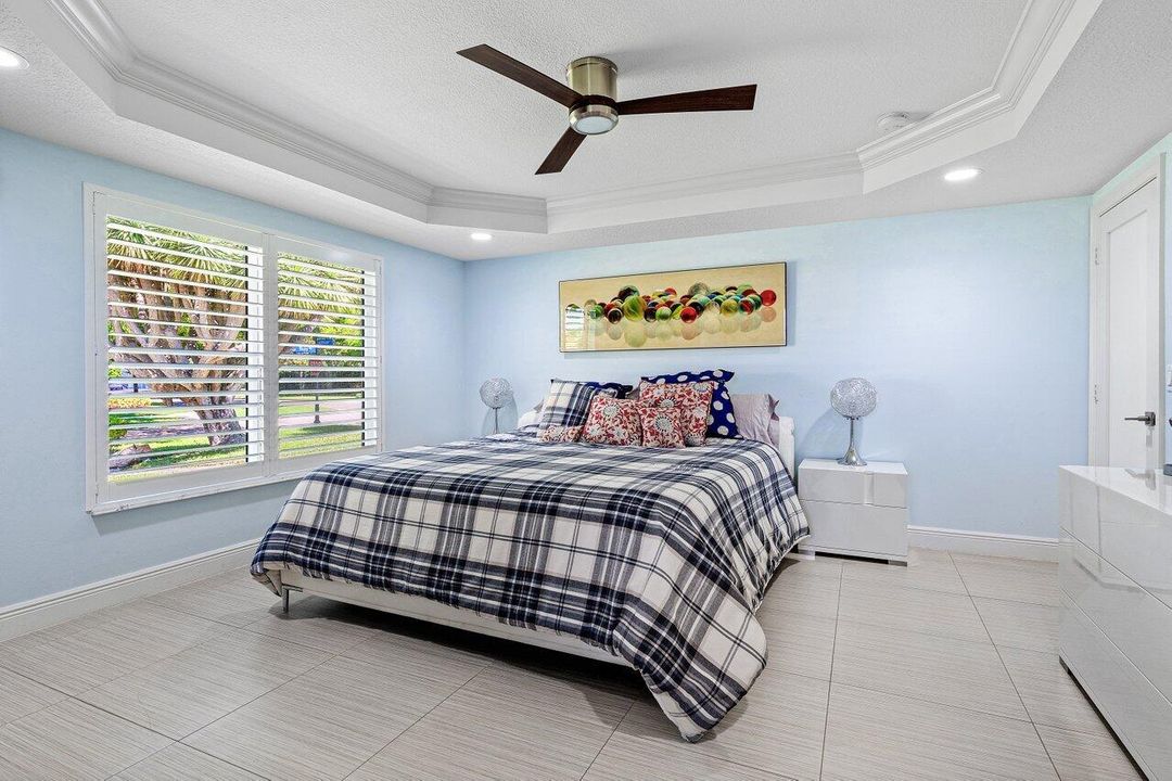 For Sale: $1,489,000 (4 beds, 3 baths, 2484 Square Feet)