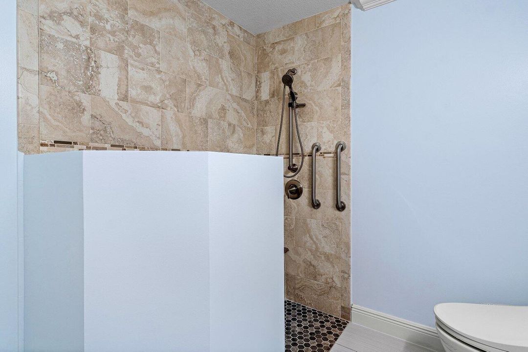 For Sale: $1,489,000 (4 beds, 3 baths, 2484 Square Feet)