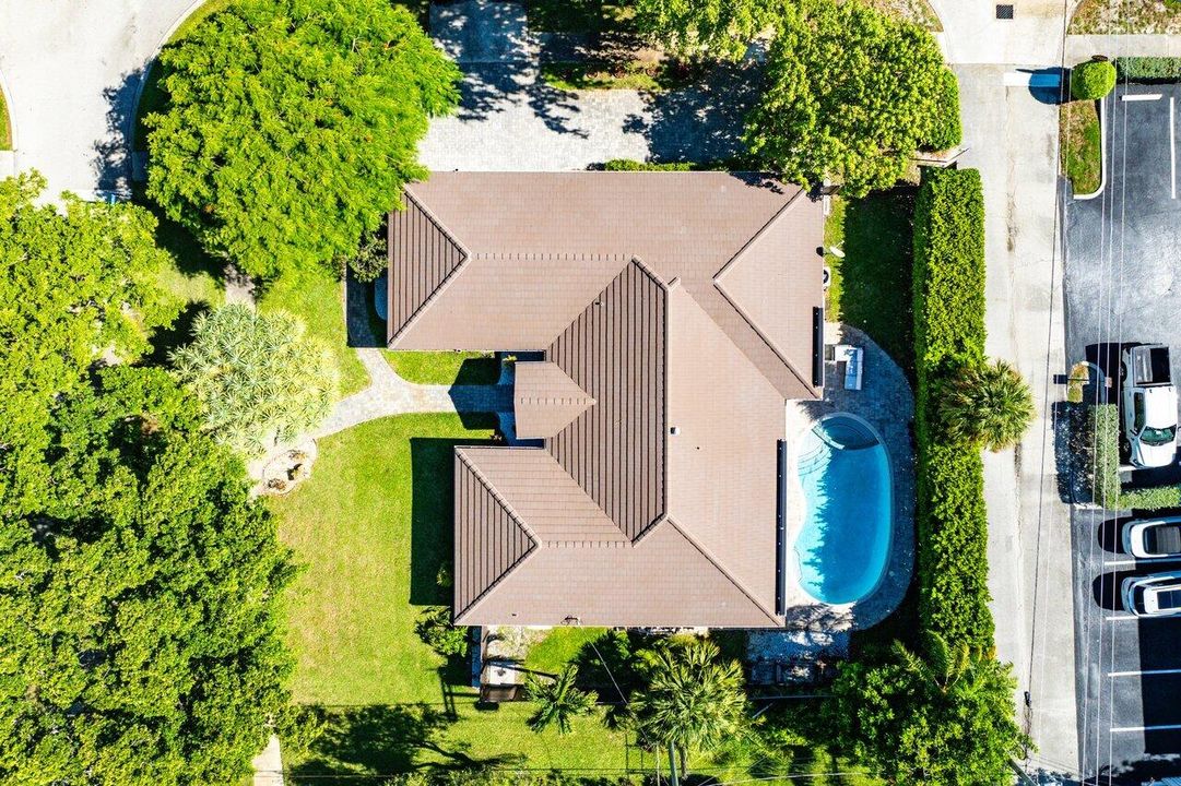 For Sale: $1,489,000 (4 beds, 3 baths, 2484 Square Feet)