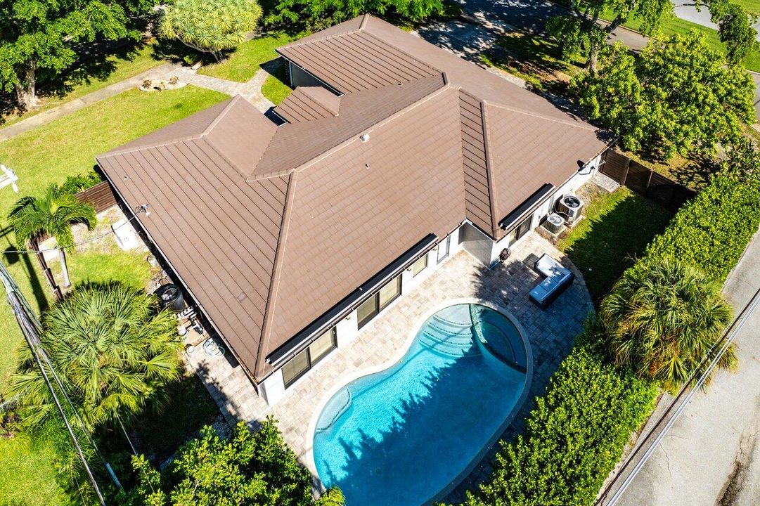 For Sale: $1,489,000 (4 beds, 3 baths, 2484 Square Feet)