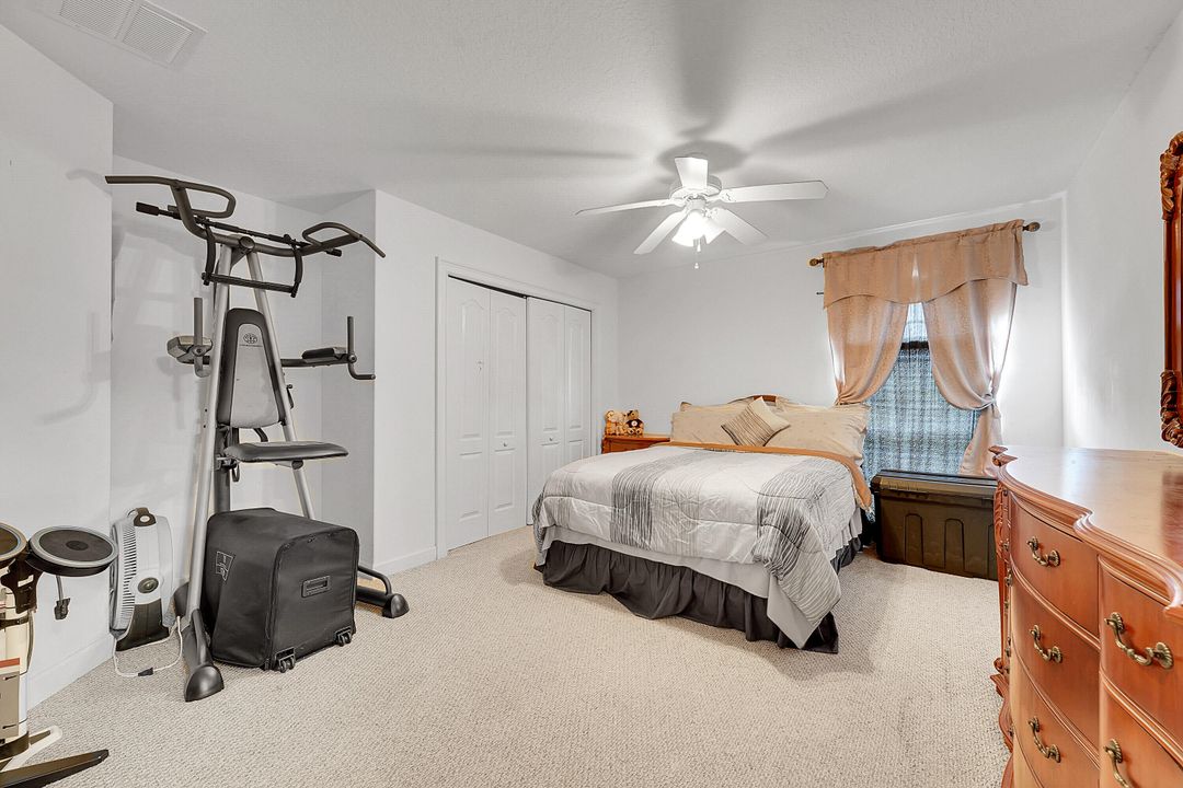 待售: $899,900 (3 贝兹, 2 浴室, 2802 平方英尺)